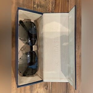 Authentic Louis Vuitton Aviator Sunglasses